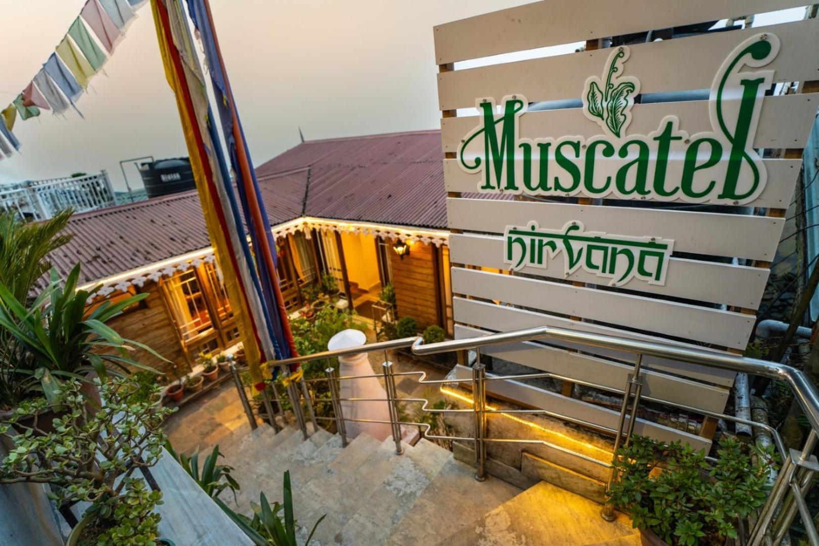 Muscatel Nirvana - At The Mall Road Darjeeling  Exterior foto